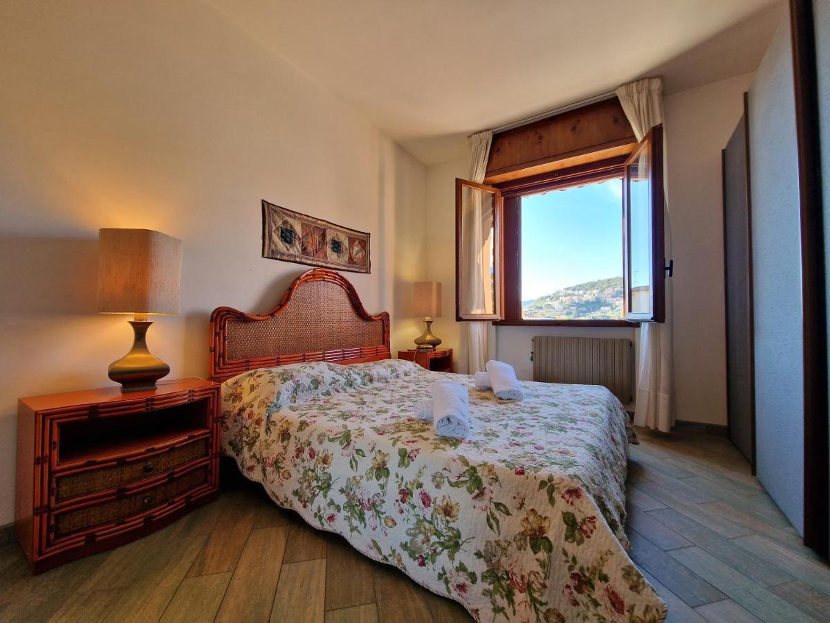 Ferienwohnung Via Alberti Terrazza Vista Aperta- Free Parking Pietra Ligure Exterior foto